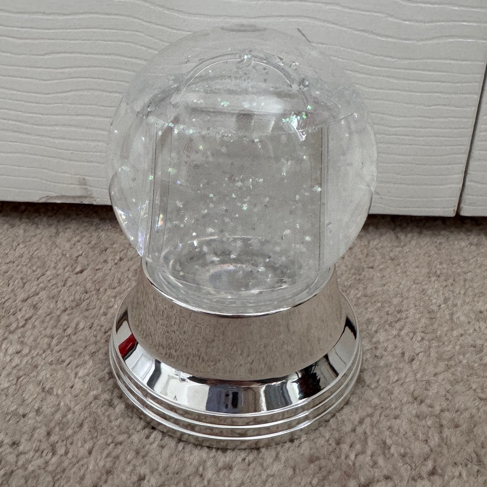 Photo snow globe